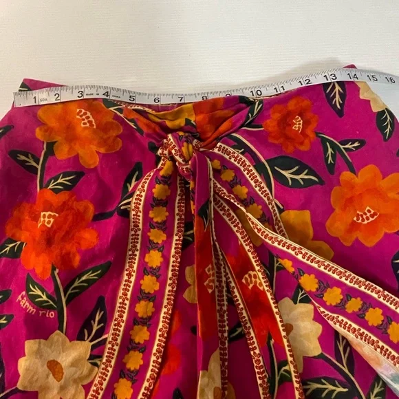 Farm Rio Pink Flower Tapestry Shorts Size M - Picture 8 of 10